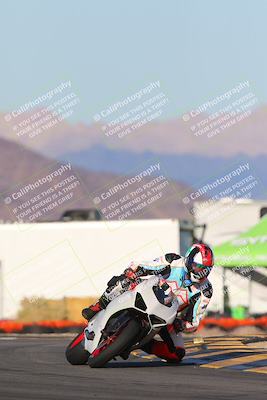 media/Dec-05-2024-Racers Edge (Thu) [[e102e0690b]]/3-B Group/Session 5 (Turn 16)/